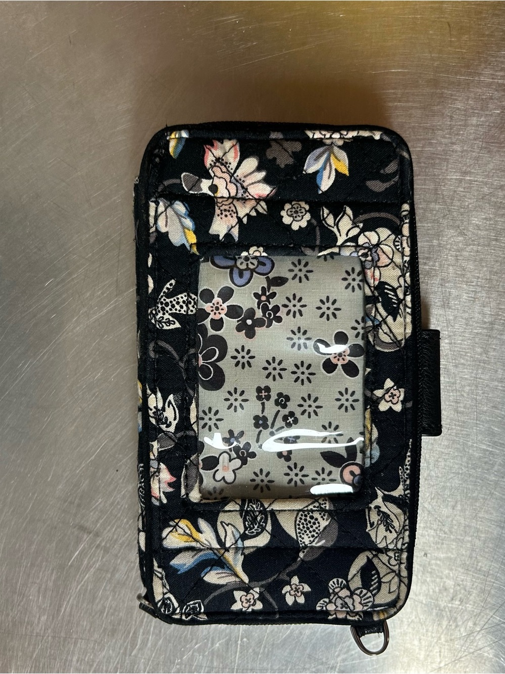 Vera Bradley Quilted Wallet Black & White Floral Pattern ID Window - Picture 2 of 5